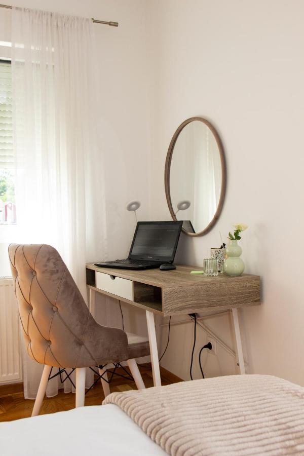Apartman Mia Centar Krusevac Ngoại thất bức ảnh