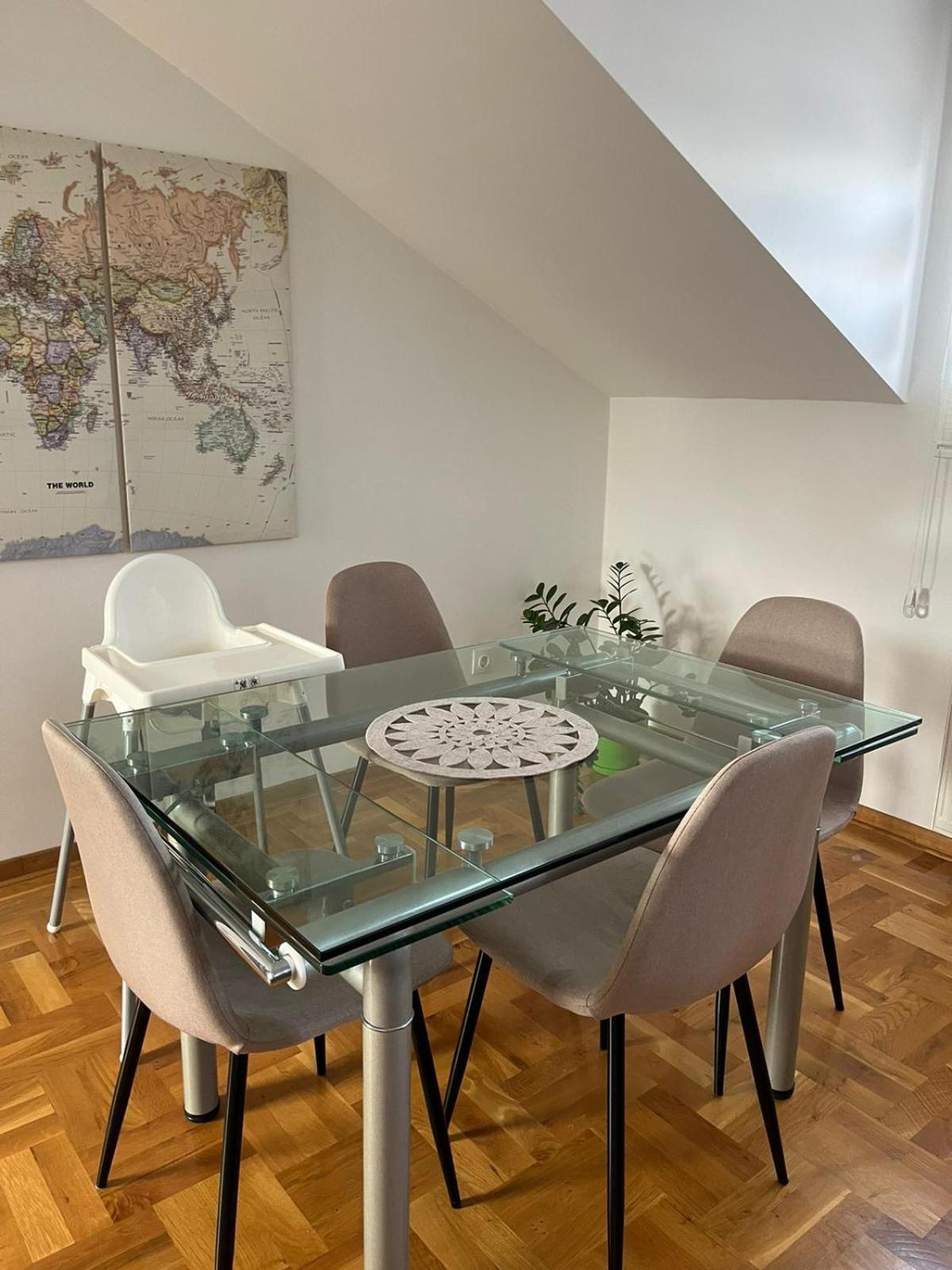 Apartman Mia Centar Krusevac Ngoại thất bức ảnh