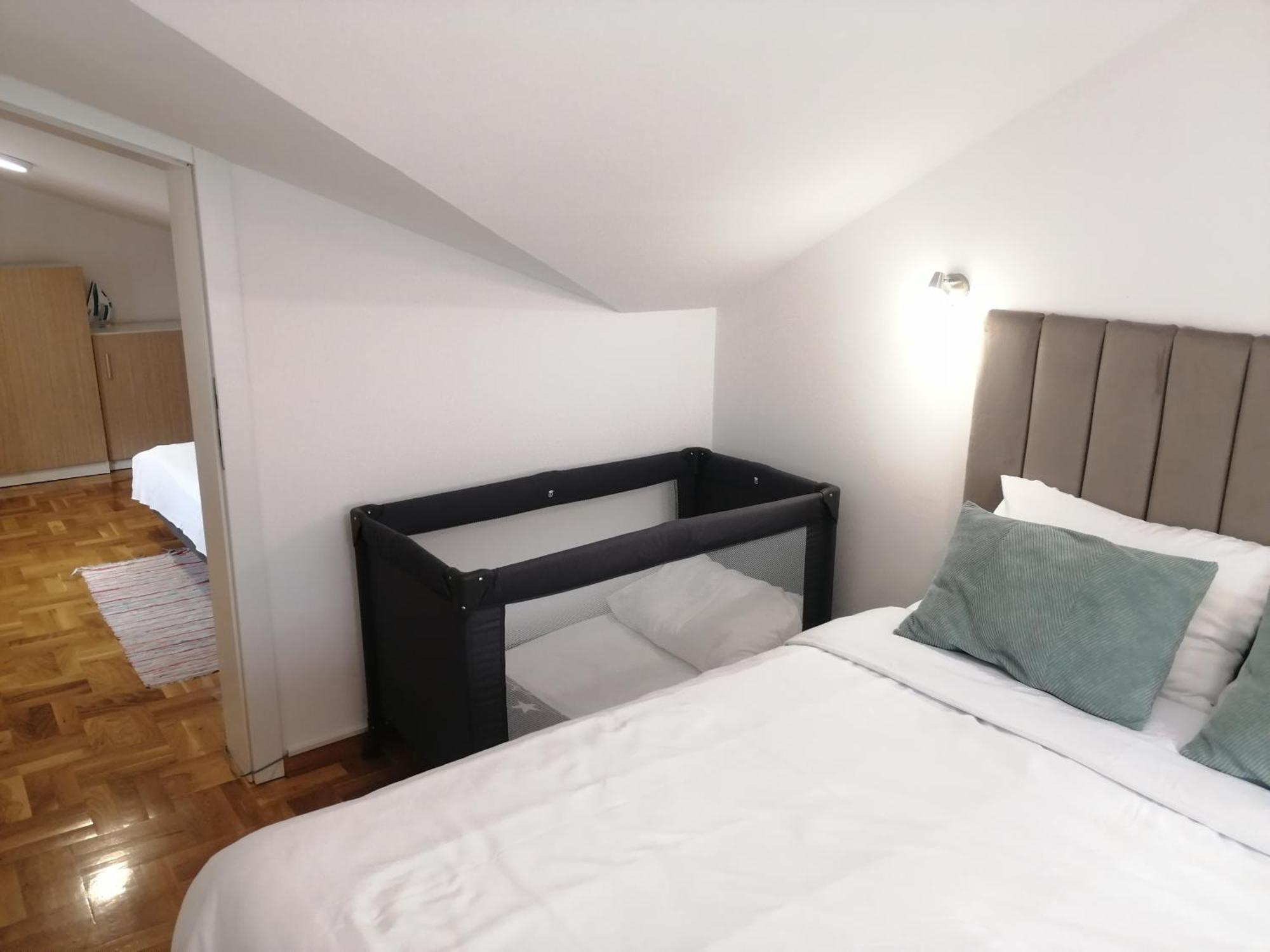 Apartman Mia Centar Krusevac Ngoại thất bức ảnh