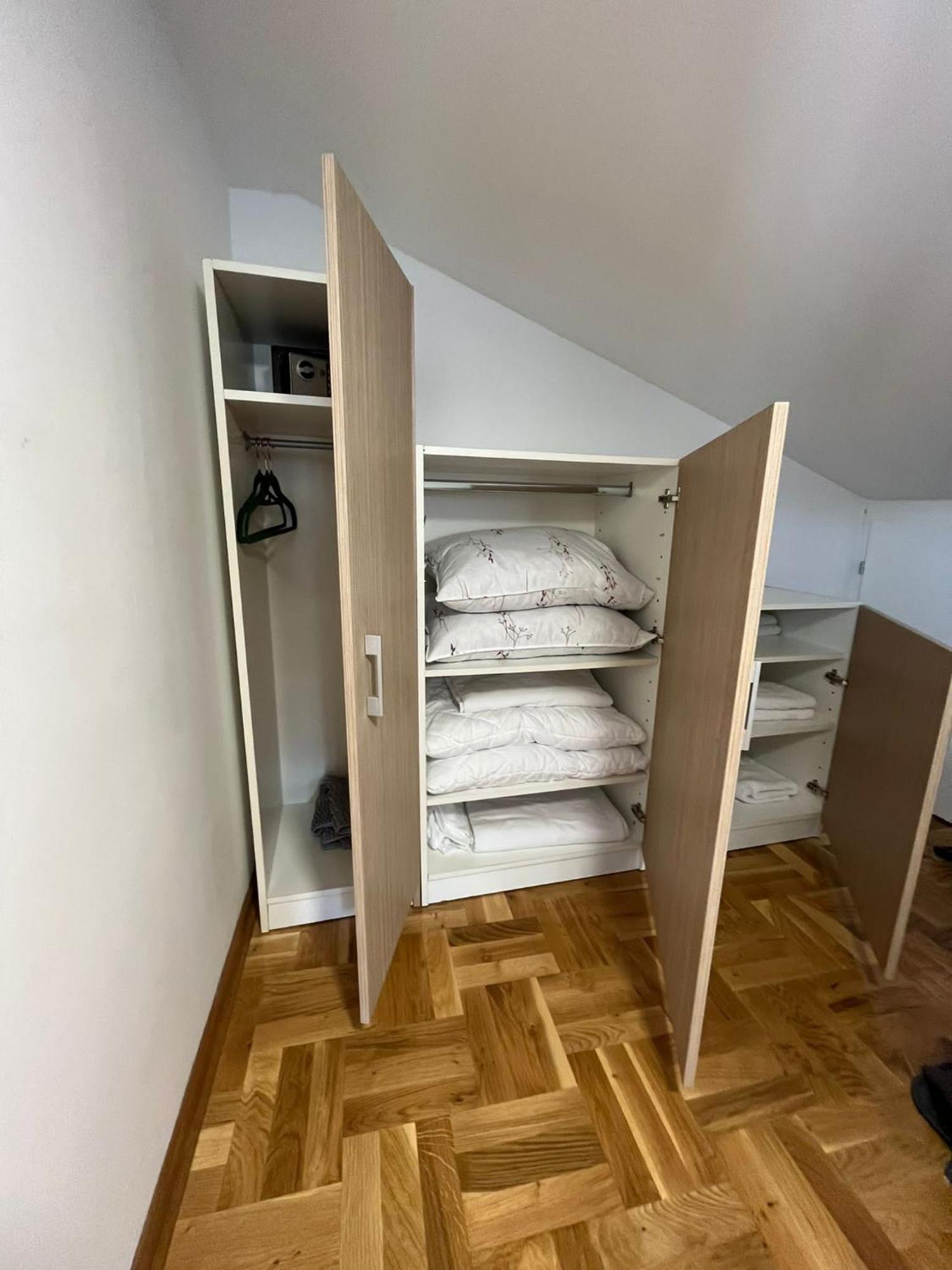 Apartman Mia Centar Krusevac Ngoại thất bức ảnh