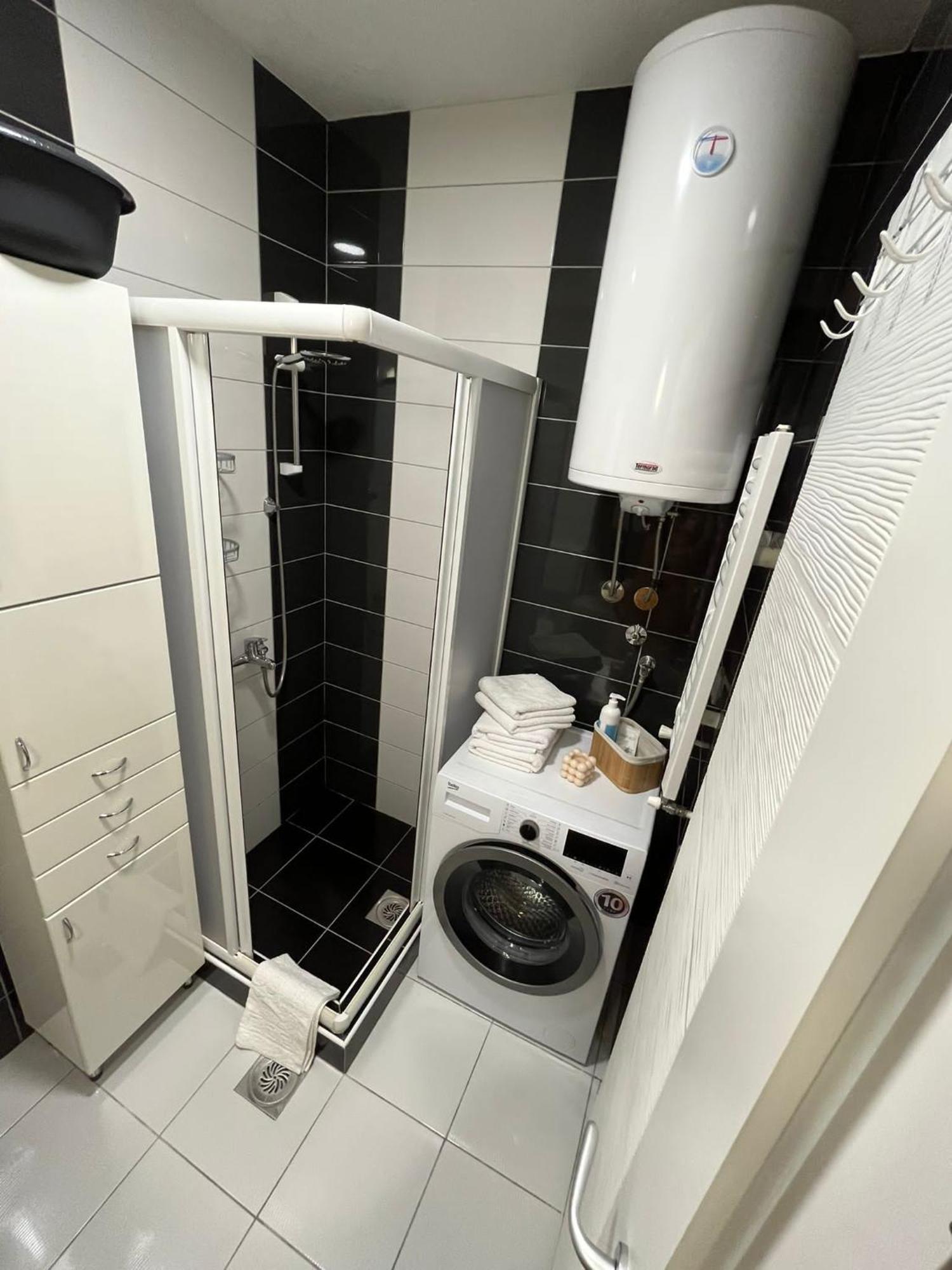 Apartman Mia Centar Krusevac Ngoại thất bức ảnh
